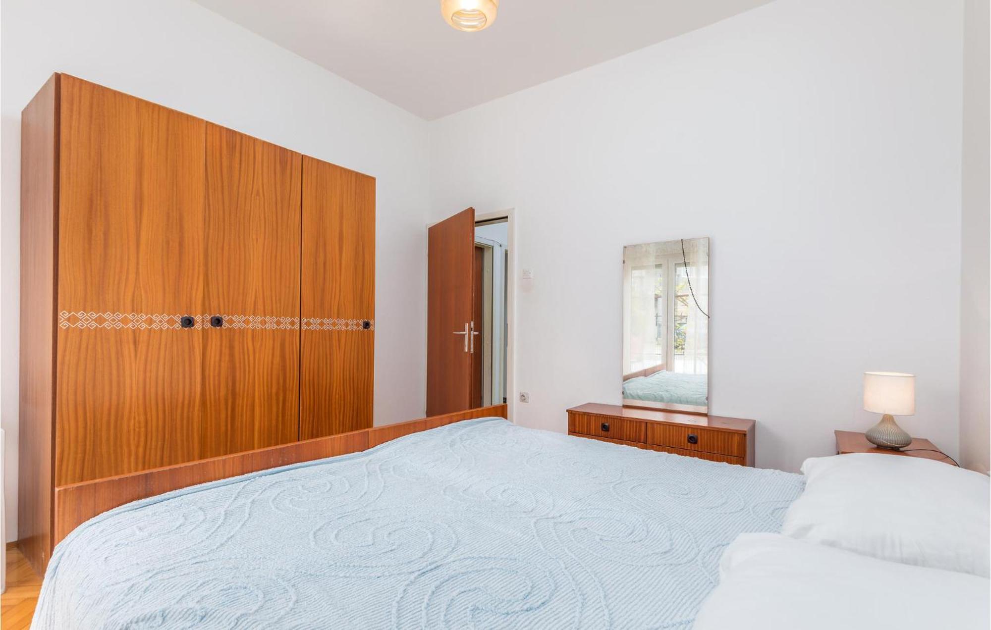 Lovely Apartment In Fazana With Kitchen Экстерьер фото